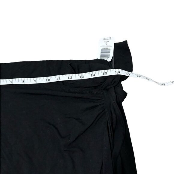 Torrid Super Soft High Waisted Mini Wrap Tie Stretch Skirt Black Size 3X - Picture 6 of 7